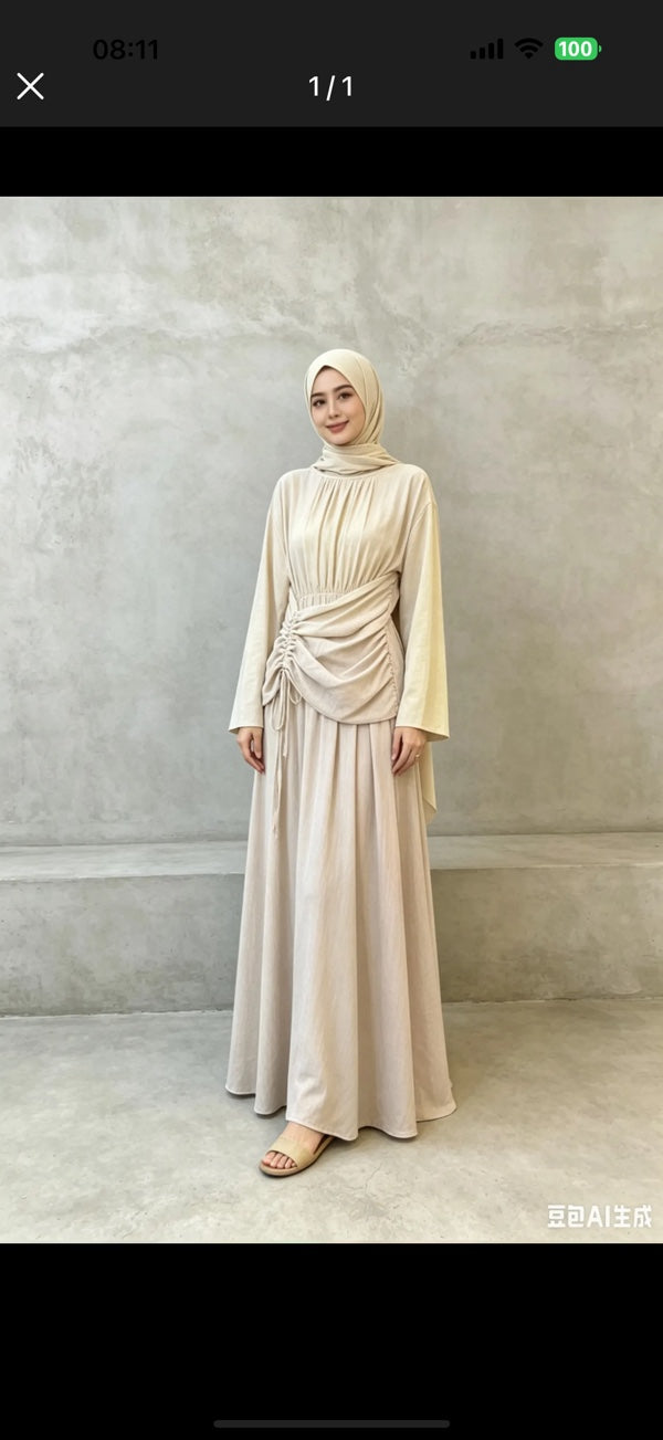 Kleid seitlich Gummi