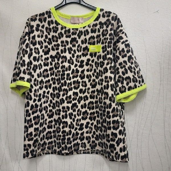Leo tshirt